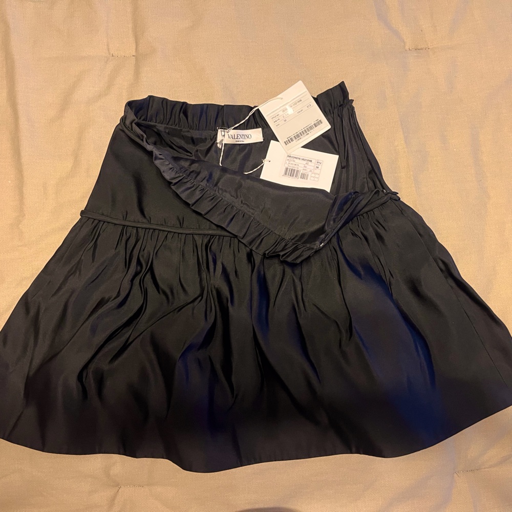 Valentino 100% Silk Black MIDI Skirt.